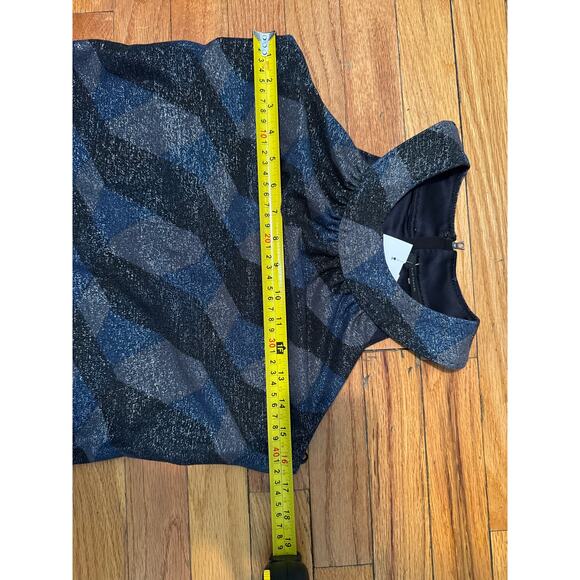 Elie Tahari Geometric Print Halter short Dress in Blue, Gray, and Black | Size 6 - Picture 8 of 9